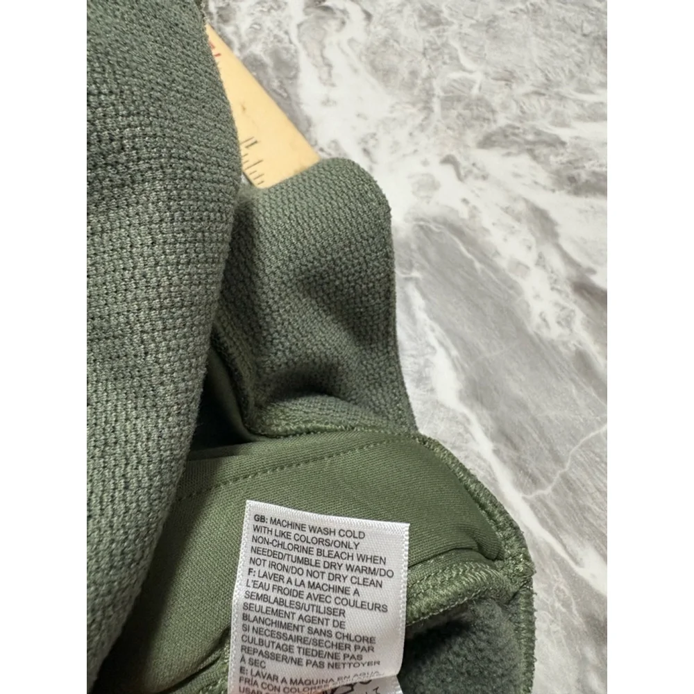 The North Face Women Furry Fleece VEST Green Jackets 2210 Sz Xs - Picture 7 of 7